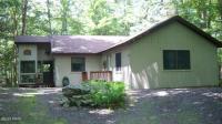 38 Bird Ln, Lake Ariel, PA 18436