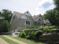 279 Powderhorn Dr, Lackawaxen, PA 18435