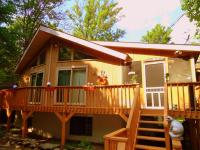 2 Lakeview Dr, Lake Ariel, PA 18436