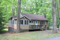 34 Forest Dr, Lakeville, PA 18438