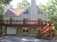 121 Perch Rd, Lackawaxen, PA 18435