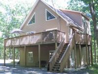 134 Rainbow Dr, Lackawaxen, PA 18435