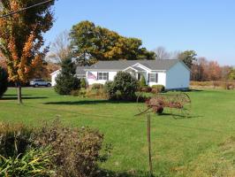 232 Spinner Rd, Honesdale, PA 18431