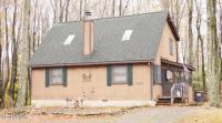 129 Mountain Dr, Greentown, PA 18426
