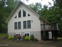 1090 Forest Ct, Lake Ariel, PA 18436