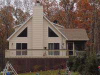 132 Cottonwood Dr, Hawley, PA 18428