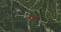 205 Hemlock Terrace S, Greentown, PA 18426