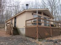 105 Pheasant Ct, Lackawaxen, PA 18435