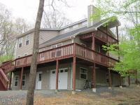 115 Red Breast Ln, Lackawaxen, PA 18435