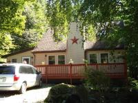 1909 Lakeview Dr, Lake Ariel, PA 18436