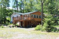 306 Sunset Shore Dr, Hawley, PA 18428