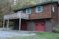 563 Huckleberry Road, Newfoundland, PA 18445