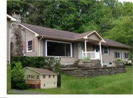 771 Carlton Rd, South Sterling, PA 18466