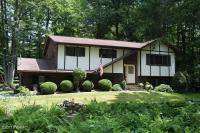 1111 Woodlyn Ln. N., Honesdale, PA 18431