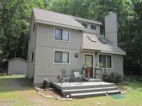 195 Pebble Rock Rd, Lackawaxen, PA 18435