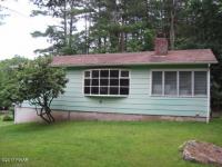 101 Hemlock Dr, Lakeville, PA 18438