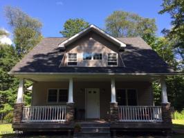 130 Panther Hill Cir, Newfoundland, PA 18445