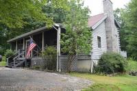 97 Fern Dr, Hawley, PA 18428