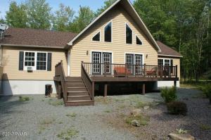 1703 Windemere Ct, Lake Ariel, PA 18436