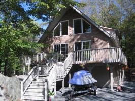 3744 Thornwood Ter, Lake Ariel, PA 18436