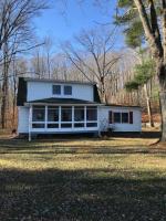 18 Wassel Rd, Lake Como, PA 18437