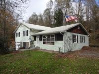 485 Old Willow Ave, Honesdale, PA 18431