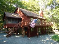 659 Lakeview Dr, Lake Ariel, PA 18436