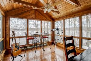 1 Chipmunk Rd, Lake Ariel, PA 18436
