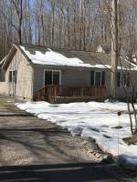 435 Lakeview Dr, Lake Ariel, PA 18436