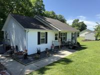 601 Shockley Road Scottsville, KY 42164