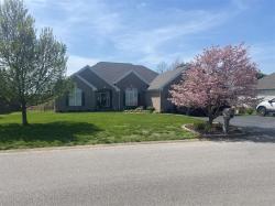 437 Golfview Way Bowling Green, KY 42104