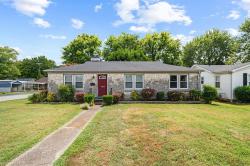 1700 Kirby Drive Bowling Green, KY 42104