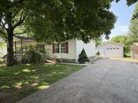 1001 Parkland Court Bowling Green, KY 42101