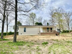 151 Lindsey Hollow Road Roundhill, KY