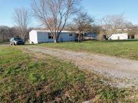 102 Cherry Lane Scottsville, KY 42164