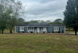 2404 Richpond Rockfield Road Bowling Green, KY 42101