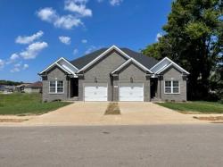 705 Village Creek Drive Apt A Bowling Green, KY 42101