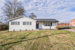 820 Smith Way Bowling Green, KY 42104
