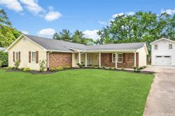 2425 Heather Drive Bowling Green, KY 42104