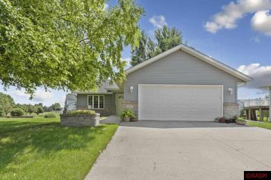 117 Pebble Creek Court Mankato, MN 56001
