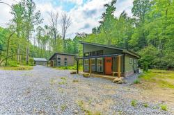 5145 East Pkwy Cosby, TN 37722