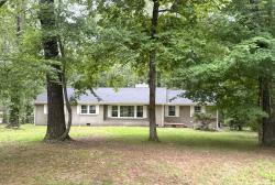 1006 Westwood Dr Tullahoma, TN 37388