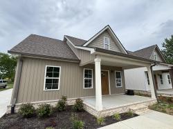 696 Castle Heights Ave Lebanon, TN 37087