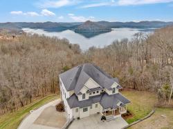 500 Harbor Point Rd Silver Point, TN 38582
