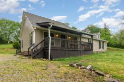 1562 Mooresville Pike Columbia, TN 38401