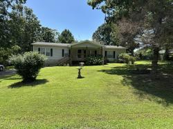 2070 Bandy Rd Ashland City, TN 37015