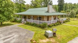 731 Barren Springs Rd Hollow Rock, TN 38342