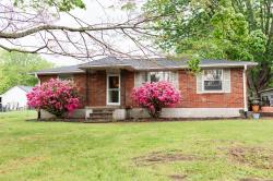 2056 Nunley St Greenbrier, TN 37073