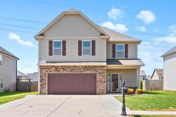 1236 Winterset Dr Clarksville, TN 37040