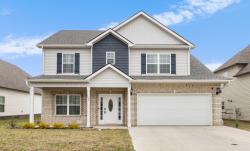 1629 Kestrel Dr Clarksville, TN 37040